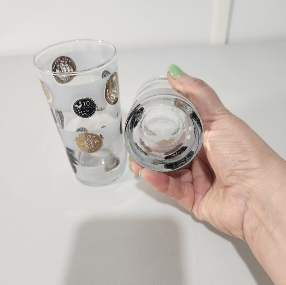MID CENTURY MODERN Coin Design Glass Tumblers, Set Of 2 - Picture 2 of 3